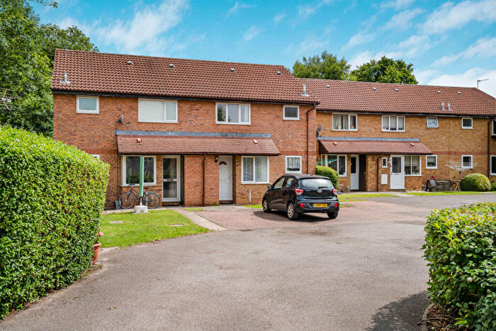 1 Bedroom Terraced House For Sale In Moor Pond Close, Bicester, OX26