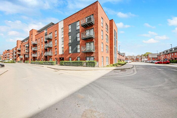 2 Bedroom Flat For Sale In John Thornycroft Road, Woolston, SO19