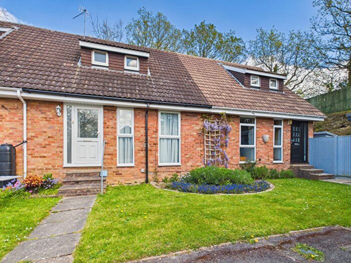 2 Bedroom Terraced House For Sale In Batchelors, Pembury, TN2