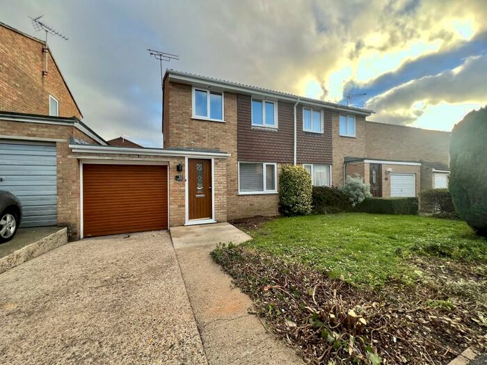 2 Bedroom Semi-Detached House To Rent In Birchington, CT7