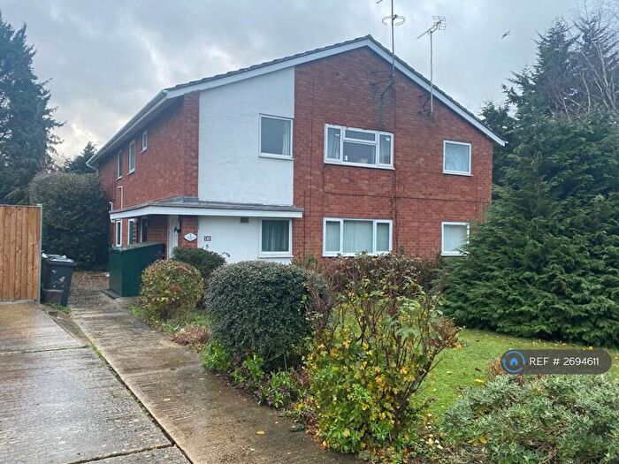 2 Bedroom Maisonette To Rent In Porchester Road, Hucclecote, Gloucester, GL3