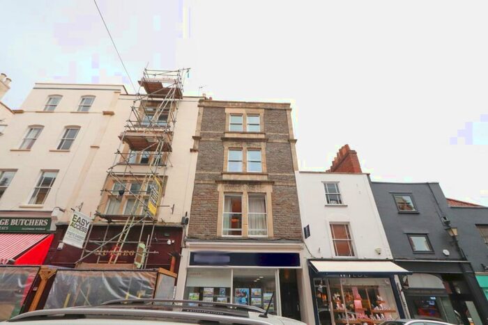 4 Bedroom Flat To Rent In The Mall, Bristol, BS8