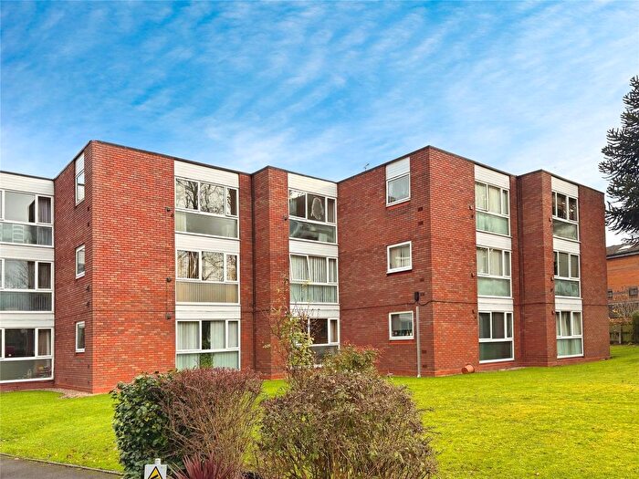 1 Bedroom Flat To Rent In Oaks Crescent, Wolverhampton, West Midlands, WV3