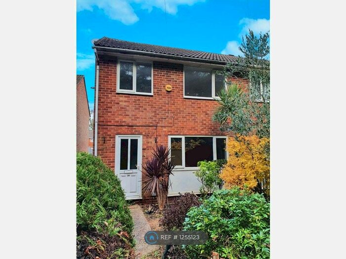 3 Bedroom Terraced House To Rent In Hawkhurst Close, Southampton SO19