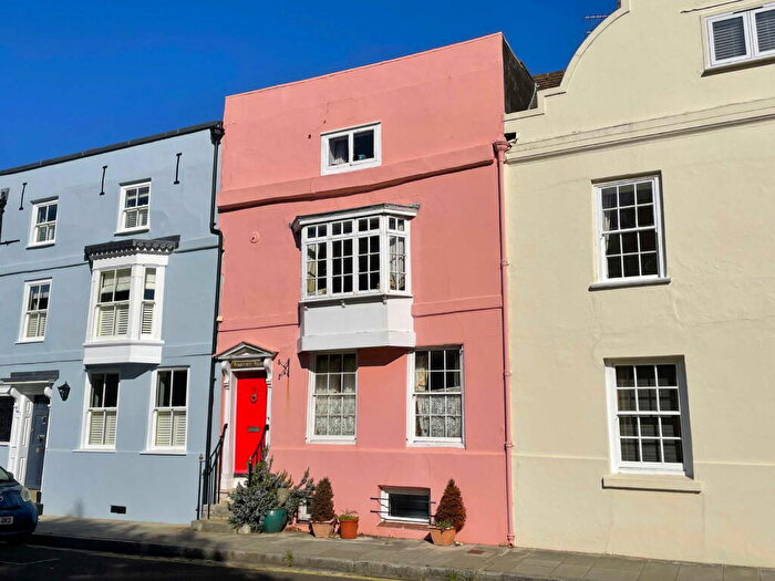 2 Bedroom Terraced House For Sale In St Thomas's Street, Old Portsmouth, Hampshire, PO1
