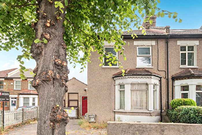 2 Bedroom Apartment For Sale In Kangley Bridge Road, Sydenham, London, SE26