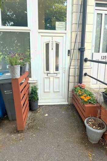 2 Bedroom Apartment To Rent In Egerton Road South, Manchester, M21