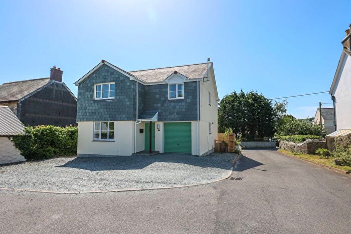 4 Bedroom Detached House For Sale In Foxglove Close, Roche, St Austell, PL26