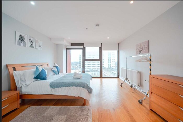 1 Bedroom Flat To Rent In High Street, Southend-On-Sea, Essex, SS1