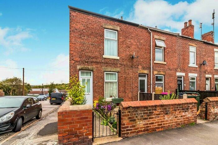 3 Bedroom End Of Terrace House To Rent In Wood Lane, Treeton, Rotherham, South Yorkshire, S60