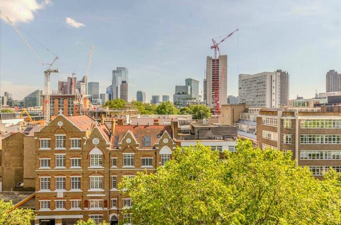 Studio To Rent In Bath Street, Old Street, London, EC1V