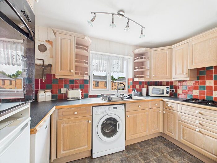 2 Bedroom Apartment For Sale In Stonyhurst Court, Shelton Lock, DE24