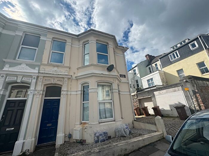 2 Bedroom Flat To Rent In Sea View Avenue, Plymouth, PL4