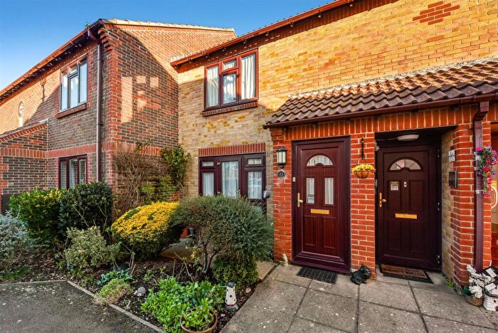 2 Bedroom Retirement Property For Sale In Windmill Court, East Wittering, Chichester, PO20