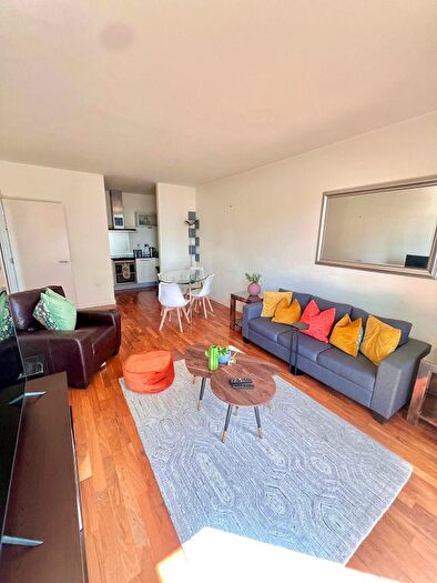 1 Bedroom Flat To Rent In South Quay Square, London, Canary Wharf, E14