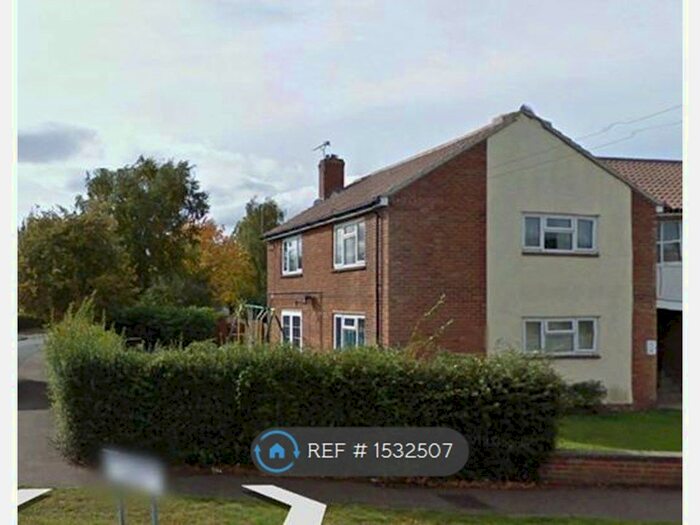 2 Bedroom Flat To Rent In Stowupland, Stowmarket, IP14