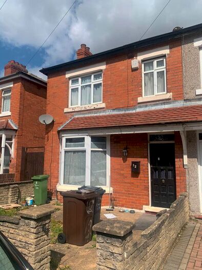 3 Bedroom Terraced House To Rent In Kendal Avenue, London, IG11