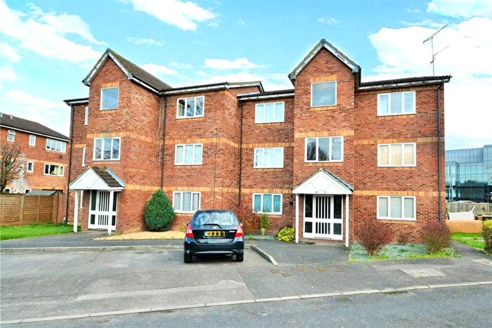 1 Bedroom Apartment To Rent In Simmonds Close, Bracknell, Berkshire, RG42