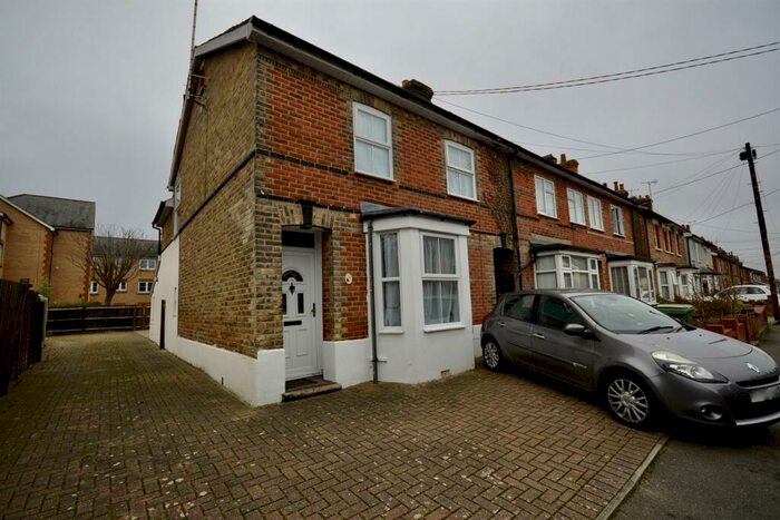 4 Bedroom Semi-Detached House To Rent In Mount Road, Braintree, CM7