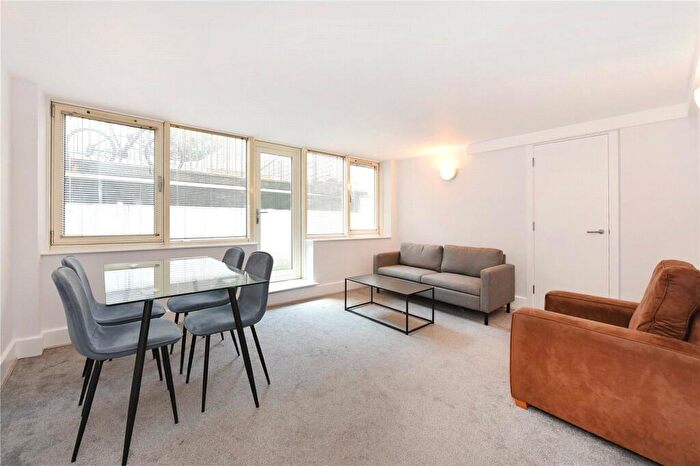 2 Bedroom Apartment To Rent In Artichoke Hill, London, E1W