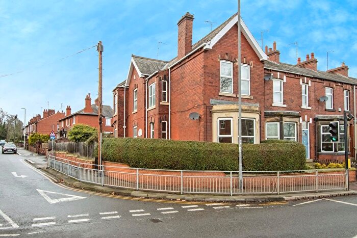 4 Bedroom Terraced House For Sale In Park Avenue, Wakefield, WF2