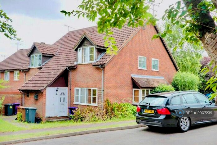 1 Bedroom End Of Terrace House To Rent In Wadnall Way, Knebworth, SG3