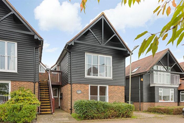 2 Bedroom Flat To Rent In Millers Court, Borstal Hill, Seasalter, Whitstable, CT5