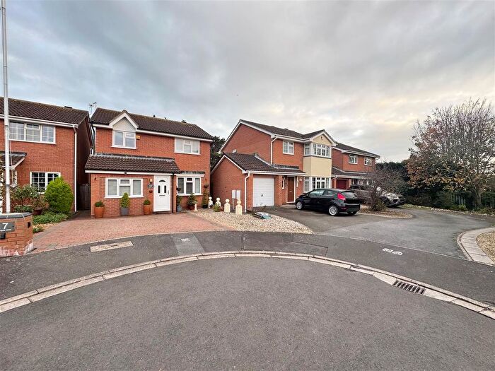 4 Bedroom Detached House For Sale In Nightingale Close, Burnham-On-Sea, TA8