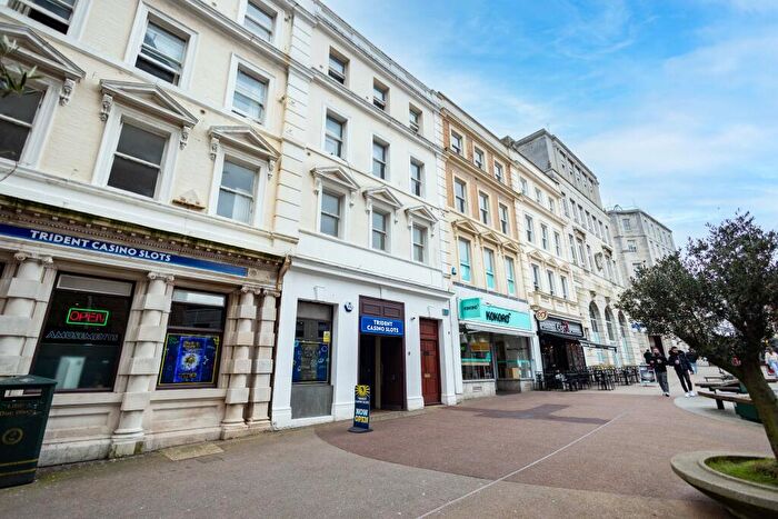 1 Bedroom Flat To Rent In Old Christchurch Road, Bournemouth, BH1