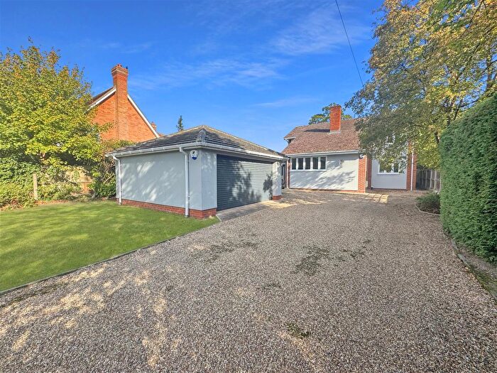 4 Bedroom Detached House To Rent In Braiswick, Colchester, CO4