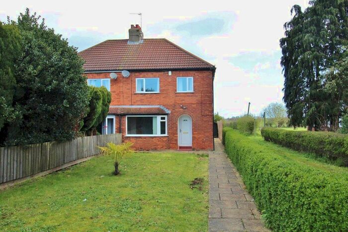 3 Bedroom Semi-Detached House To Rent In Rhodes Terrace, Osgodby, Selby, YO8