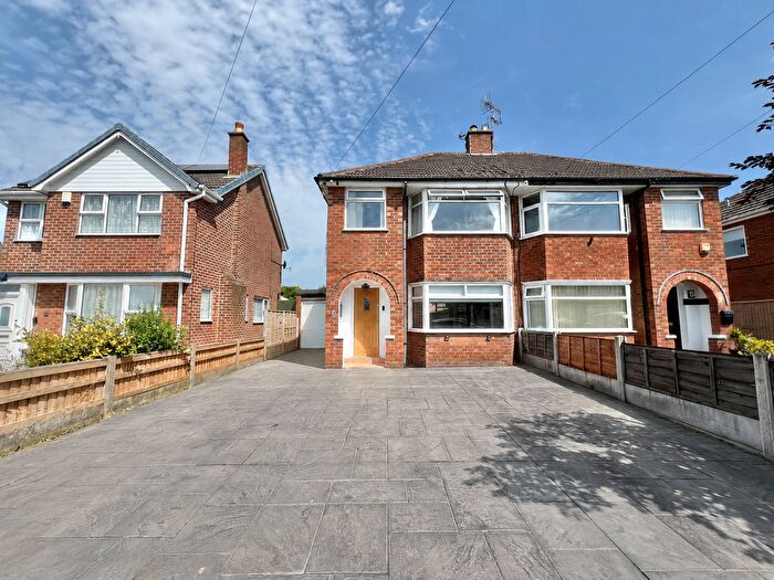 3 Bedroom Semi Detached House For Sale In Beechwood Grove, Bispham, FY2