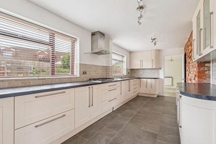 5 Bedroom Detached House For Sale In Brightmans Drive, Maulden, Bedford, MK45