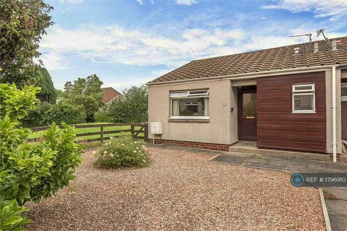 1 Bedroom Bungalow To Rent In Fraser Avenue, St Andrews, KY16