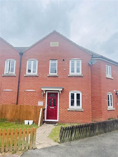 2 Bedroom Flat To Rent In Park Road, Raunds, Wellingborough, NN9