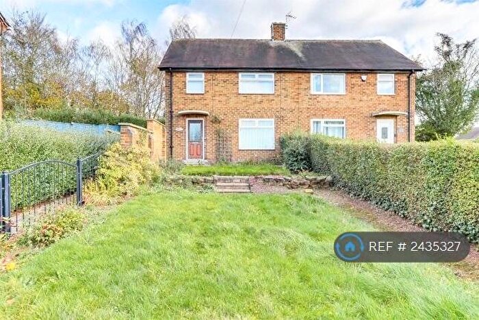 3 Bedroom Semi-Detached House To Rent In Eversley Walk, Nottingham, NG5