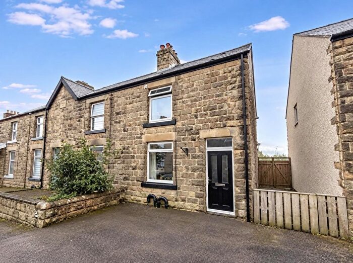 2 Bedroom End Of Terrace House For Sale In Kings Road, Buxton, Derbyshire, ., SK17