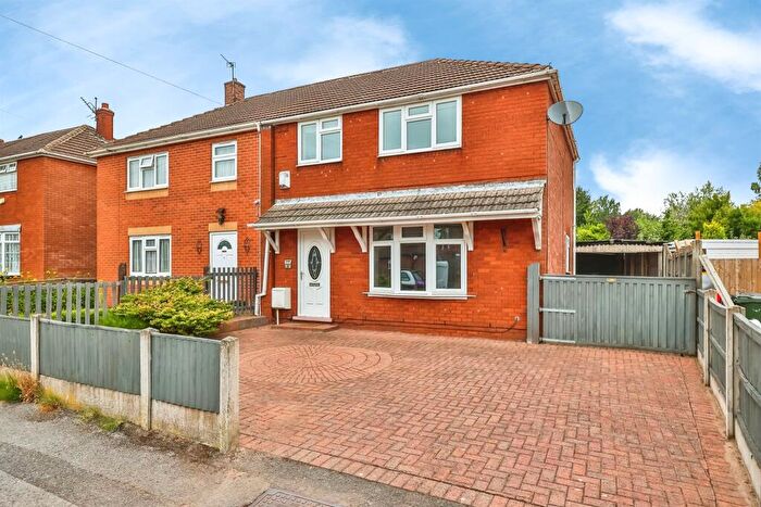 3 Bedroom Semi-Detached House For Sale In Markham Street, Newstead Village, Nottingham, NG15