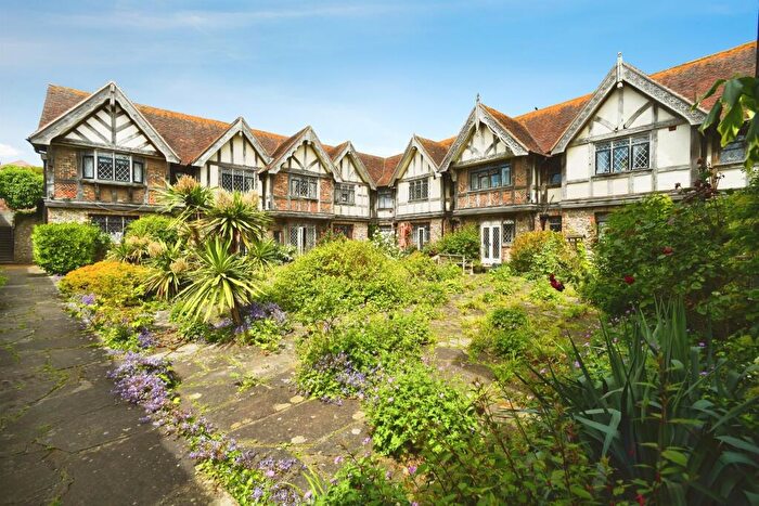 2 Bedroom Apartment For Sale In Dean Court Road, Rottingdean, Brighton, BN2