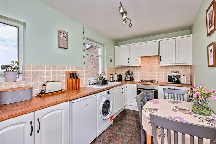 2 Bedroom Semi-Detached House For Sale In Braehead Road, Pittenweem, KY10