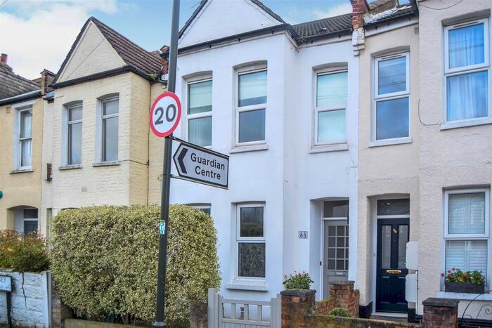 1 Bedroom Flat To Rent In Fortescue Road, Colliers Wood, London, SW19