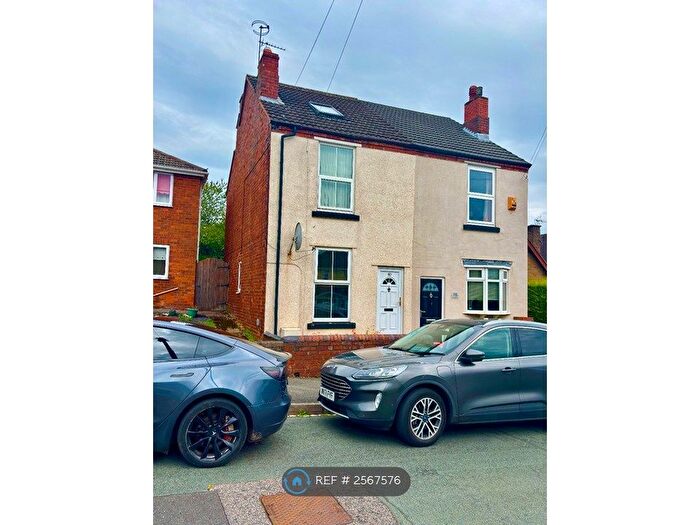 3 Bedroom Semi-Detached House To Rent In Heath Street, Hednes, WS12