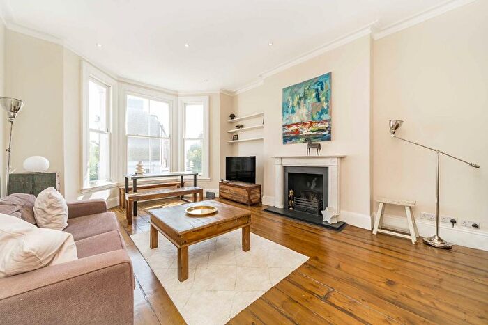 2 Bedroom Flat To Rent In St Marks Road, North Kensington, W10