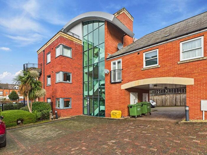 2 Bedroom Flat For Sale In Diglis Court, Diglis Road, Worcester, Worcestershire, WR5