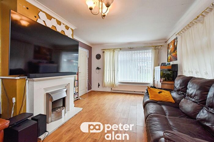 4 Bedroom Detached Bungalow For Sale In Salisbury Close, Heolgerrig, Merthyr Tydfil, CF48