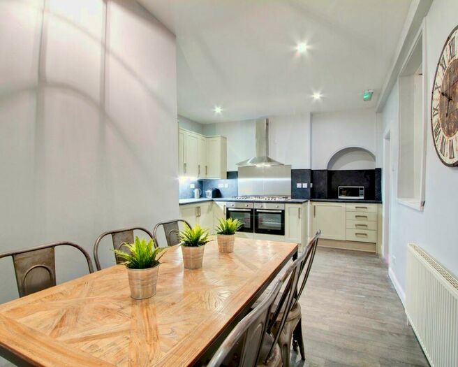 8 Bedroom Terraced House To Rent In May Street, Durham, DH1