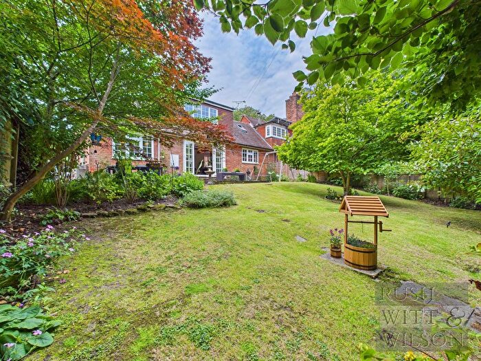 3 Bedroom Terraced House For Sale In London Road, Hurst Green, TN19