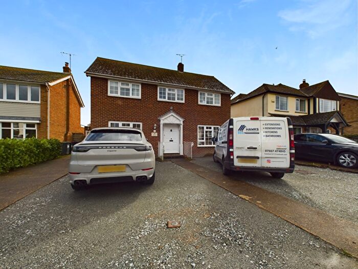 3 Bedroom Detached House To Rent In Cherry Orchard, Chestfield, Whitstable, CT5