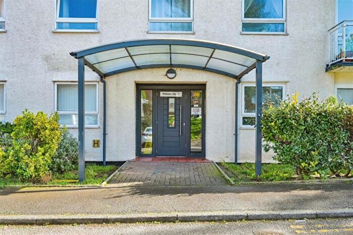 2 Bedroom Flat To Rent In Hobs Road, Lichfield, WS13
