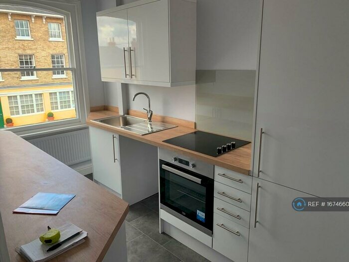 1 Bedroom Flat To Rent In Market Hill, Clare, Sudbury, CO10